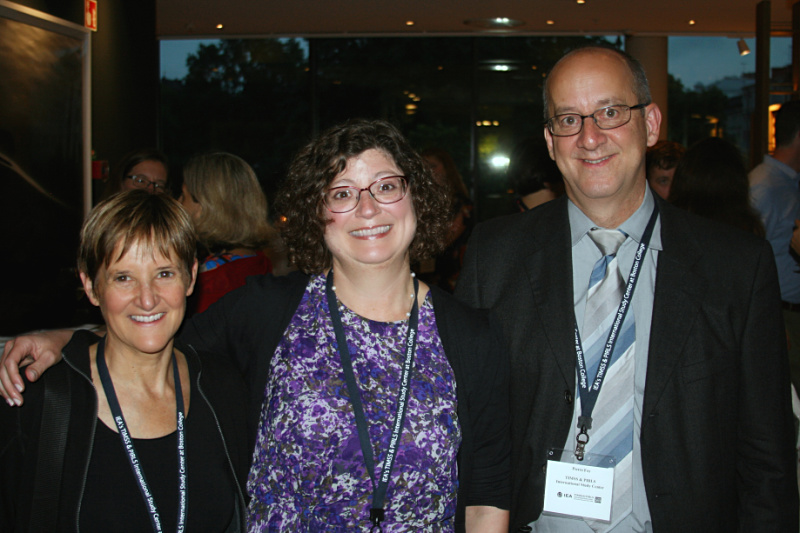 Sylvie LaRoche, Victoria Centurino, Pierre Foy